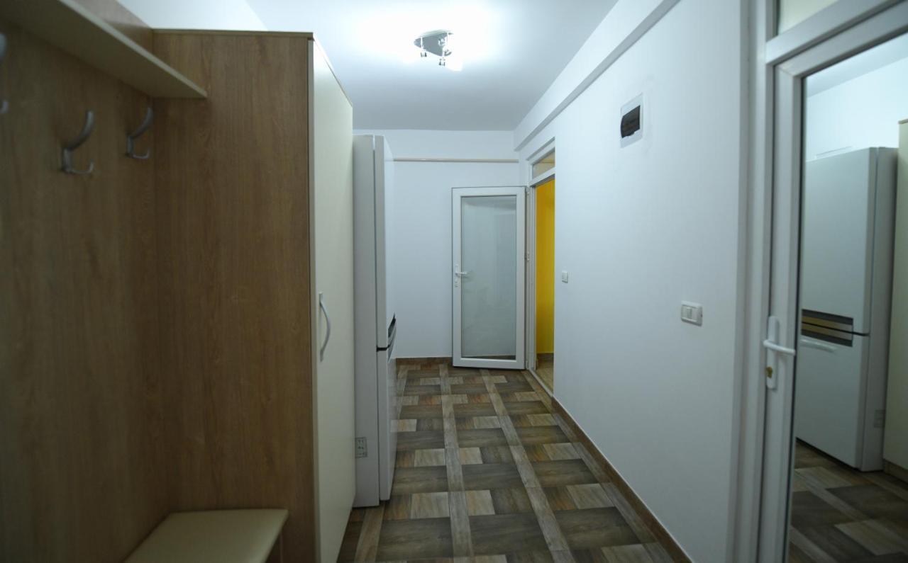 Apartament Trident Hátszeg Kültér fotó